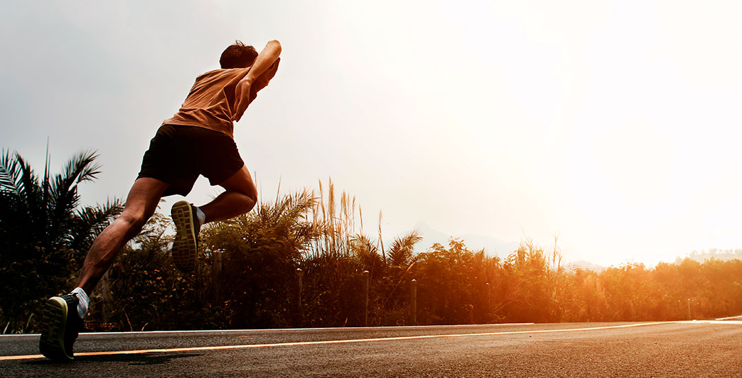 Hombre empieza a correr | Lucha para superar una adicción